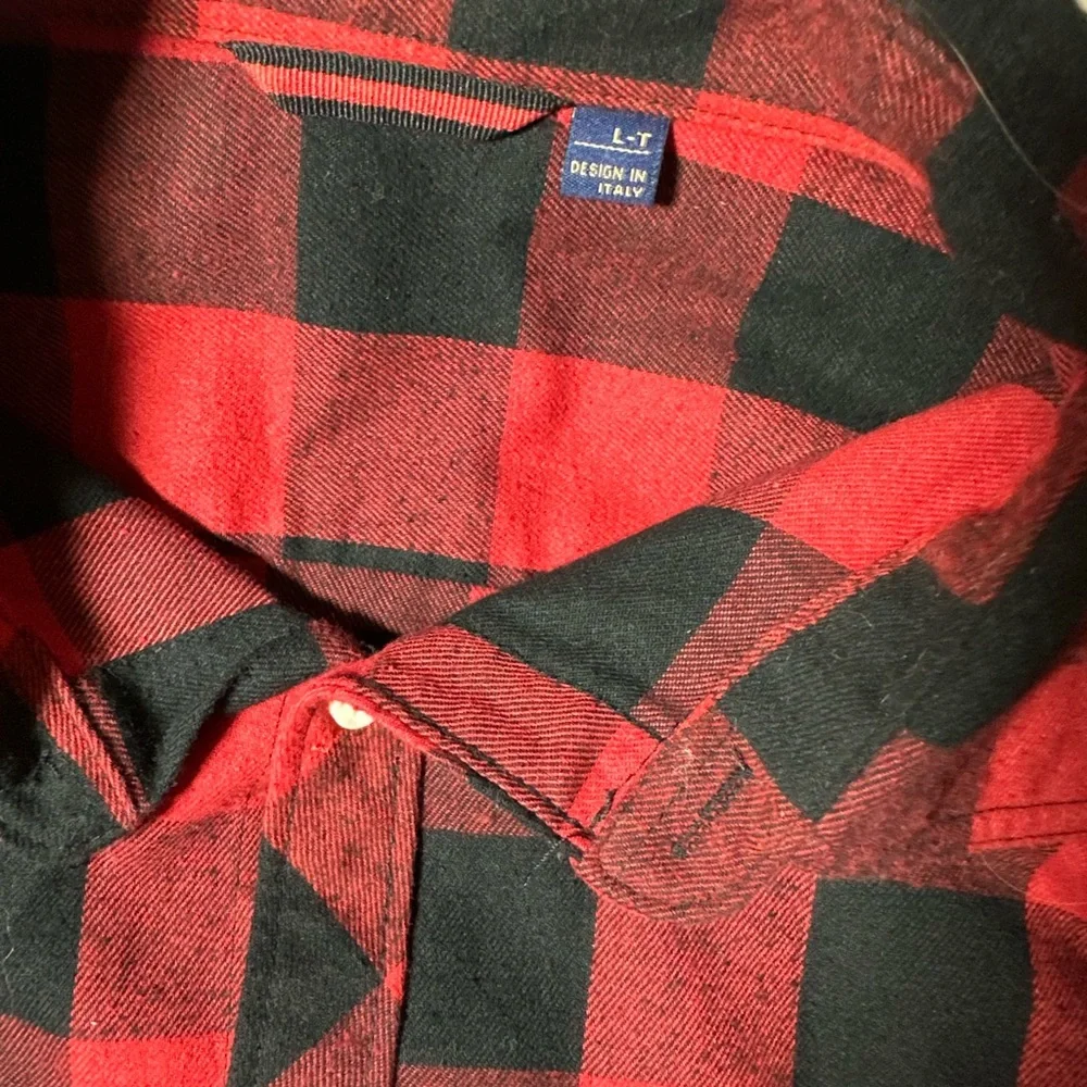 Red and black Buffalo checkered flannel - Picture 2 of 5